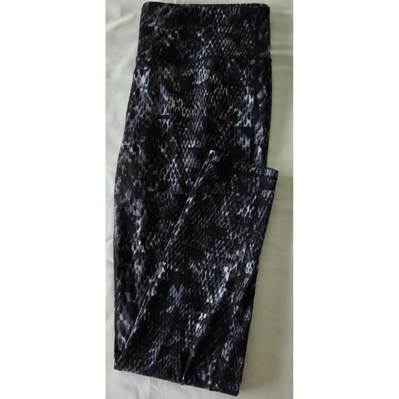Athleta Pants - Athleta Chaturanga Print Leggings‎ Size XL